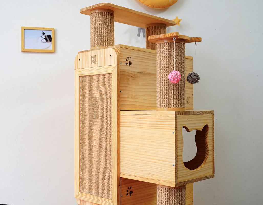 Güvenlik Deluxe Kedi Tırmanma Ağacı Kulesi